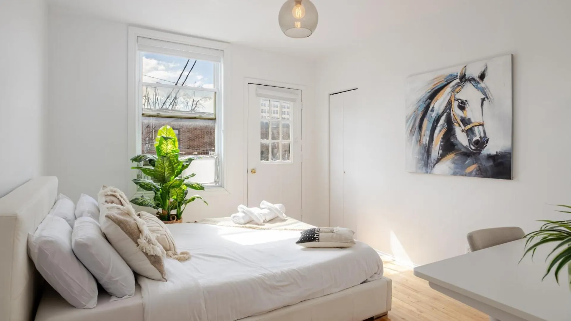 Bright 2Br In Plateau Mont Royal Downtown Zb5 Apartment Montreal 0*,