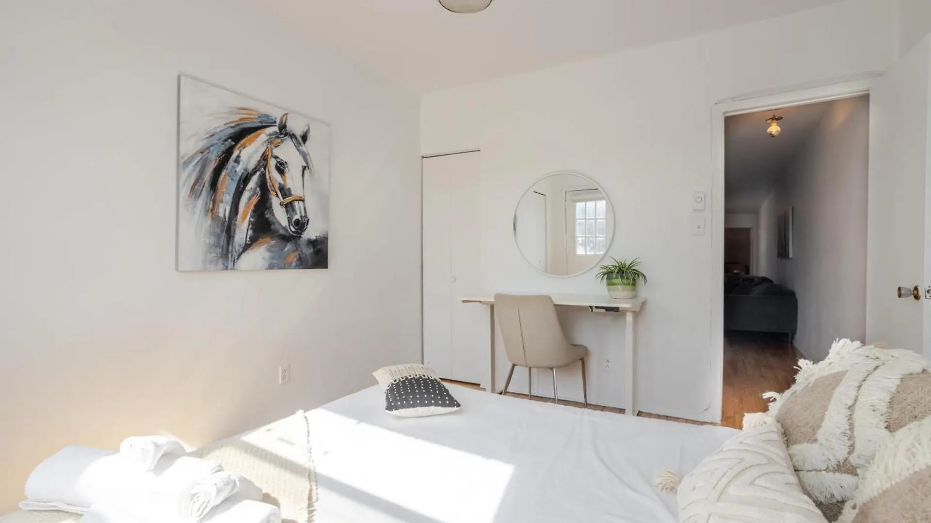 Bright 2Br In Plateau Mont Royal Downtown Zb5 Apartment Montreal